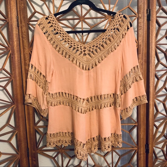 Forever 21 Tops - Beautiful Coral Knit 3/4 Sleeve Blouse